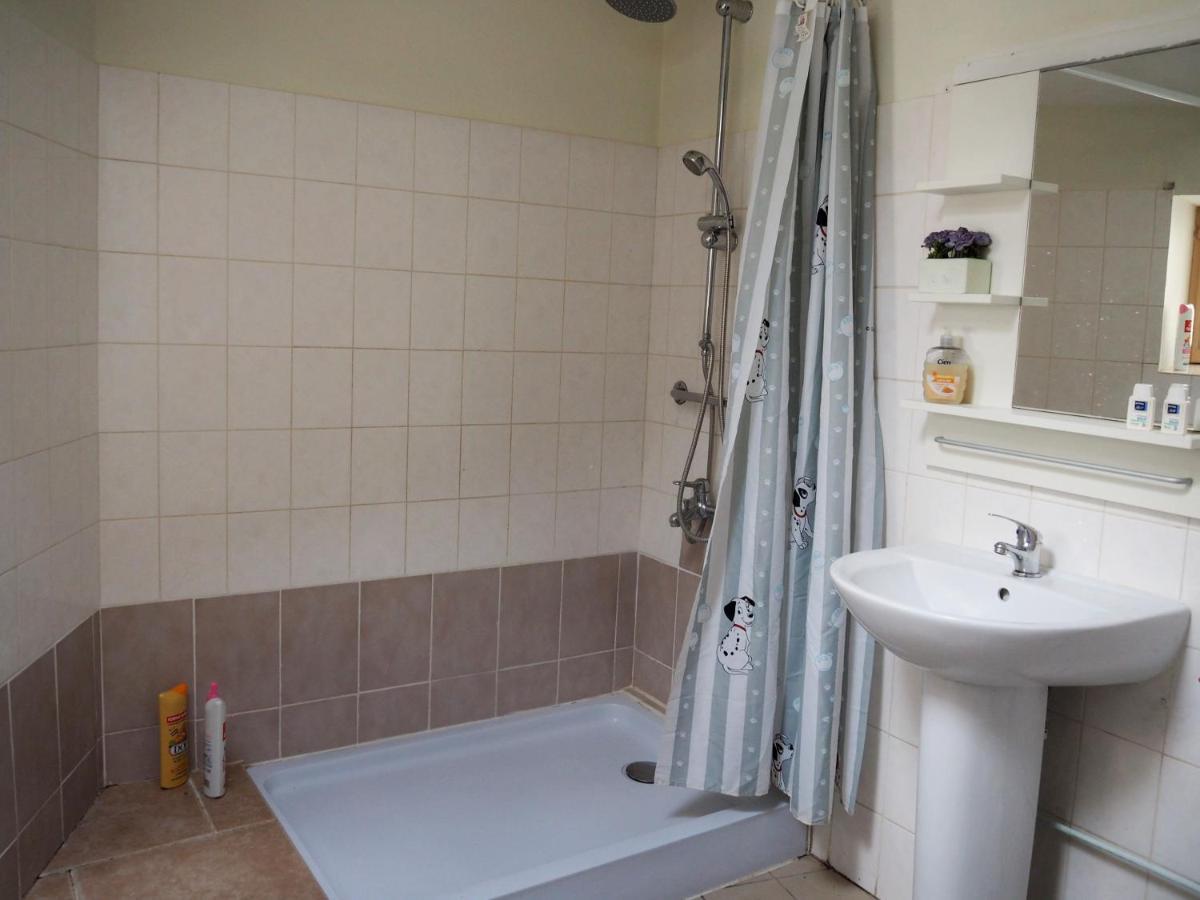 Gencay, Le Maison Blanche Villa Ngoại thất bức ảnh