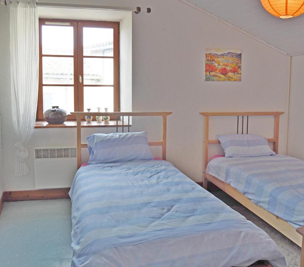 Gencay, Le Maison Blanche Villa Ngoại thất bức ảnh
