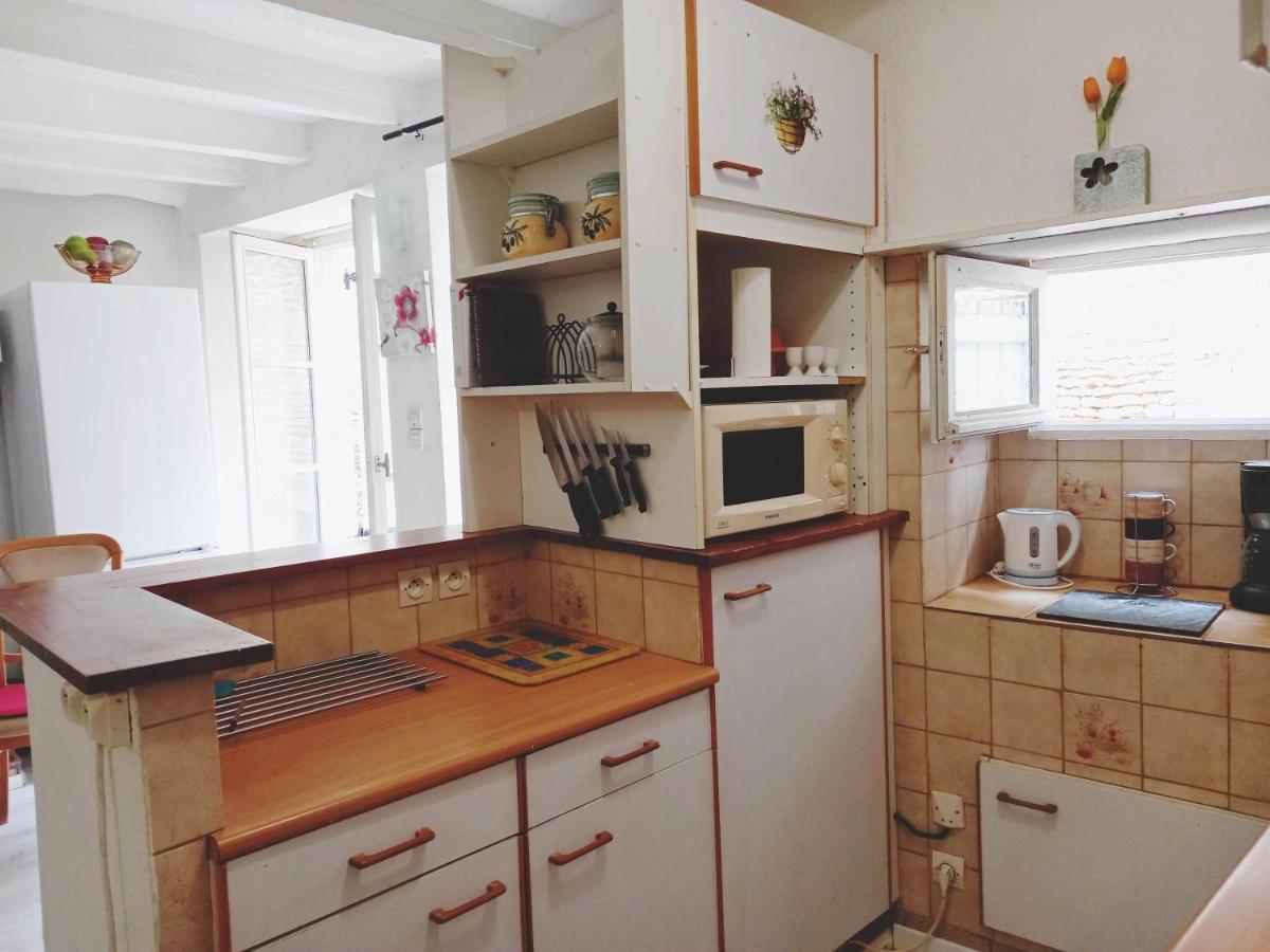 Gencay, Le Maison Blanche Villa Ngoại thất bức ảnh